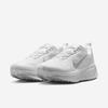 HM6804-104 Vomero 8 White Photon Dust Summit White Metallic Silve(Women's