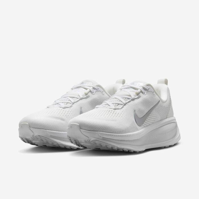 HM6804-104 Nike Vomero 8 White Photon Dust Summit White Metallic Silver(Women s 5W