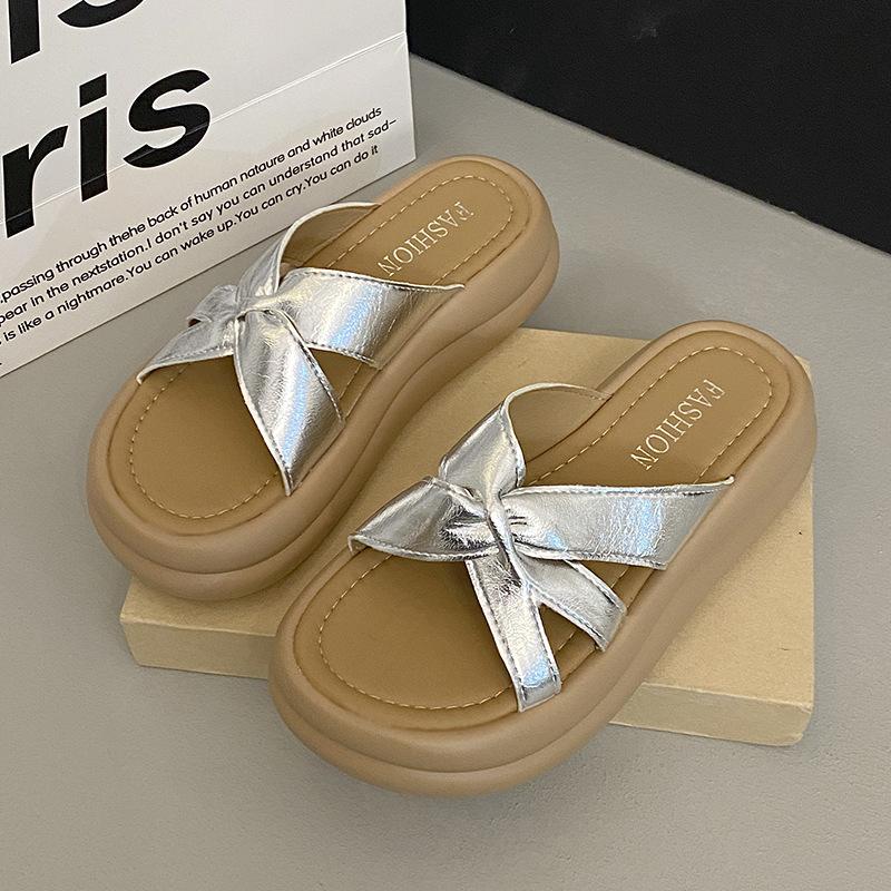 2025 Summer New Outer Wear Fairy Style with Skirt Platform Beach One-word Sandals New Chinese Cross Cool Slippers Woman