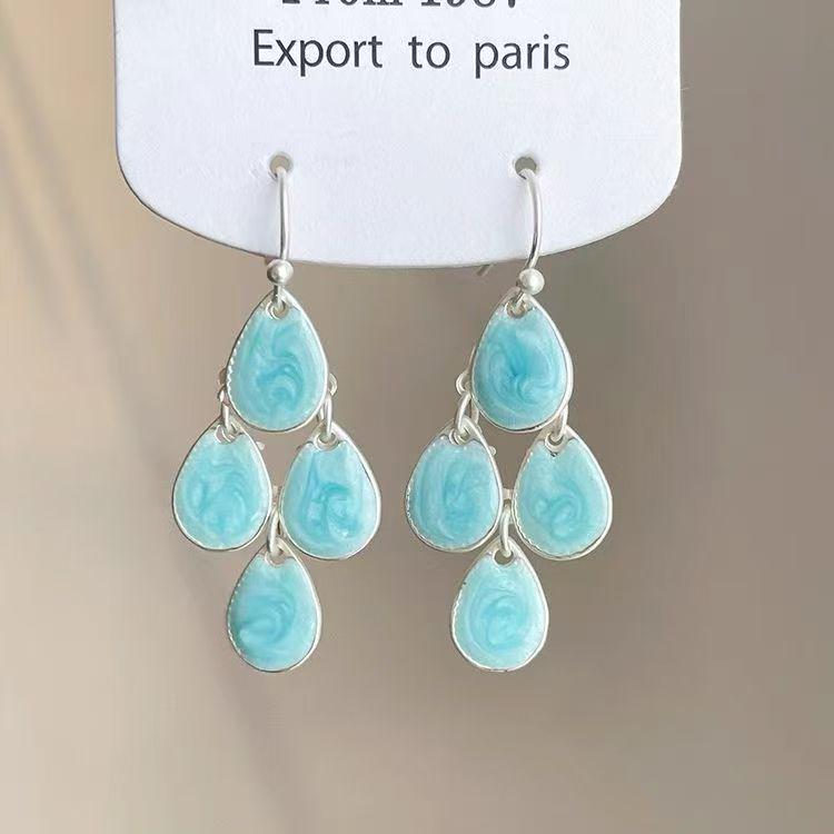Elegant Grape Cluster and Wheat Ear Tassel Earrings for Women - Fashionable and Versatile Slimming Ear Jewelry