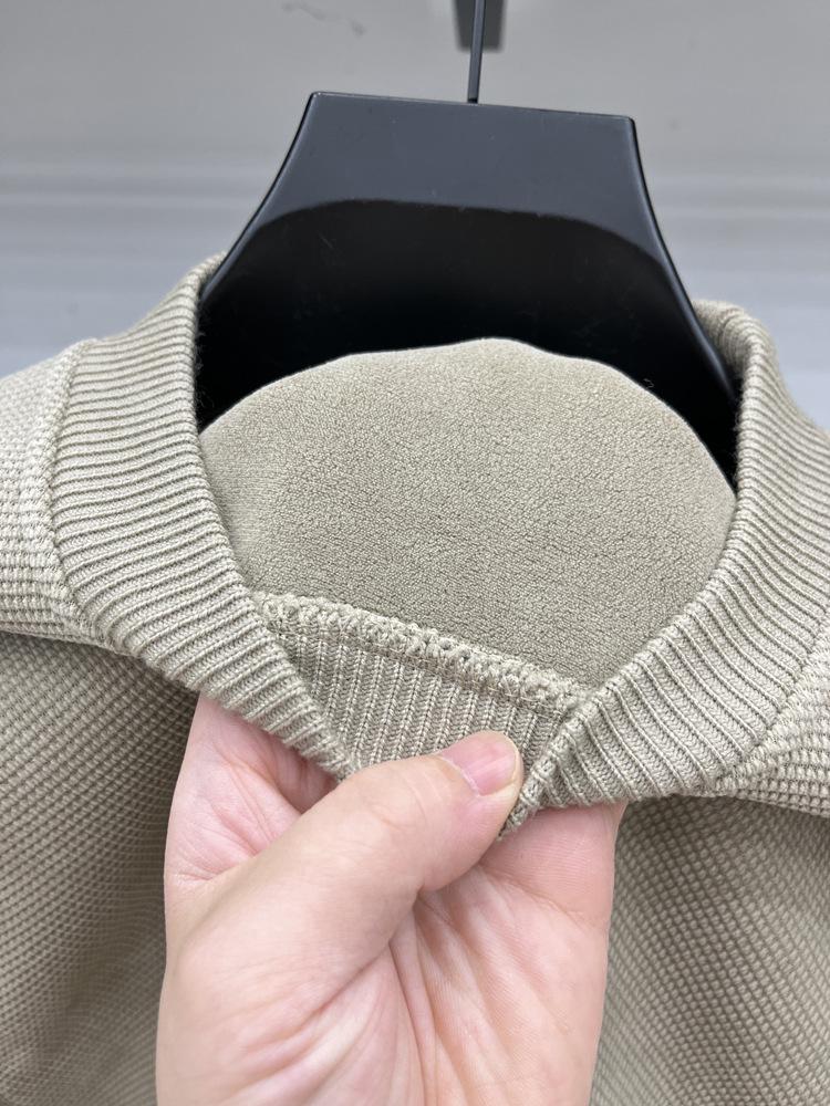 Men's Premium Fleece-Lined Sweatshirt: Warm, Thick, Solid Color, Round Neck, Long-Sleeve Base Layer for Autumn & Winter.