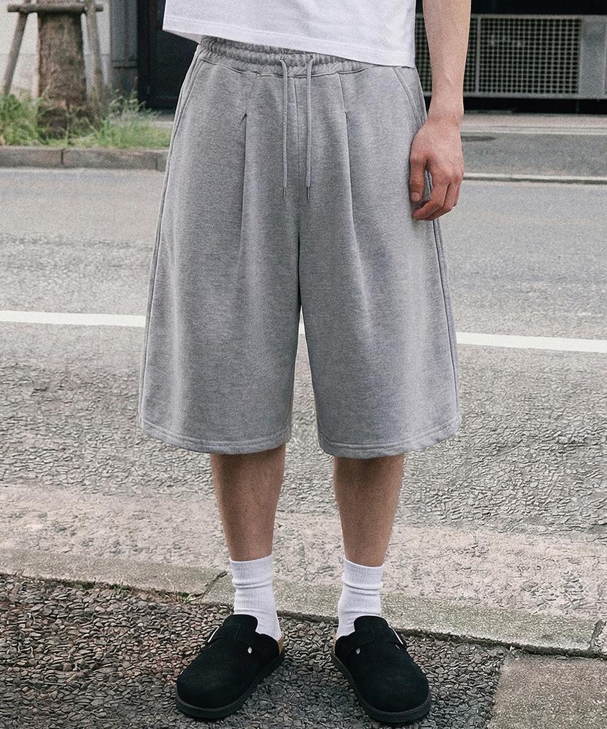 Eoneolleokodeu Bermuda Sweatpants (Gray)