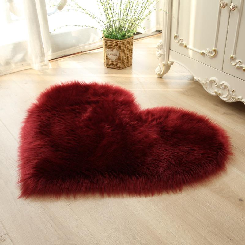 Heart Shaped Plush Rug 40x50cm Super Soft Fluffy Shaggy Carpet for Bedroom Living Room Non-Slip Floor Mat Decor Valentine Gifts