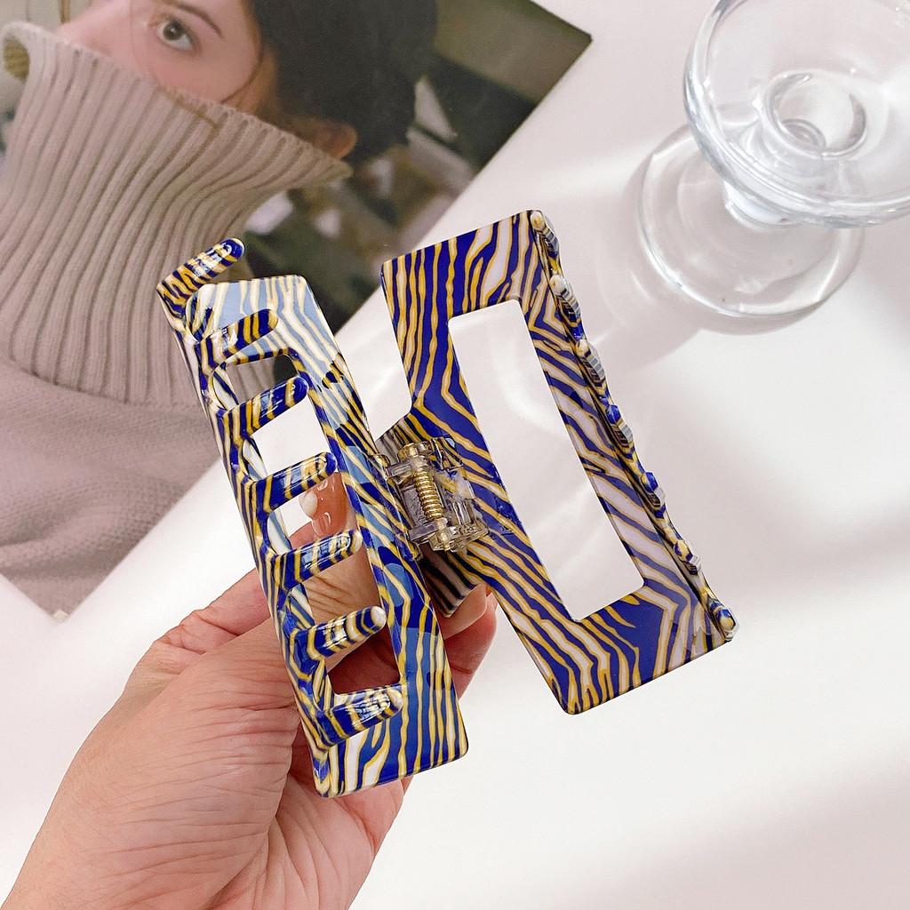 Fashionable Brown Striped Pvc Large Square Hair Claw Clip For Elegant Hairstyles