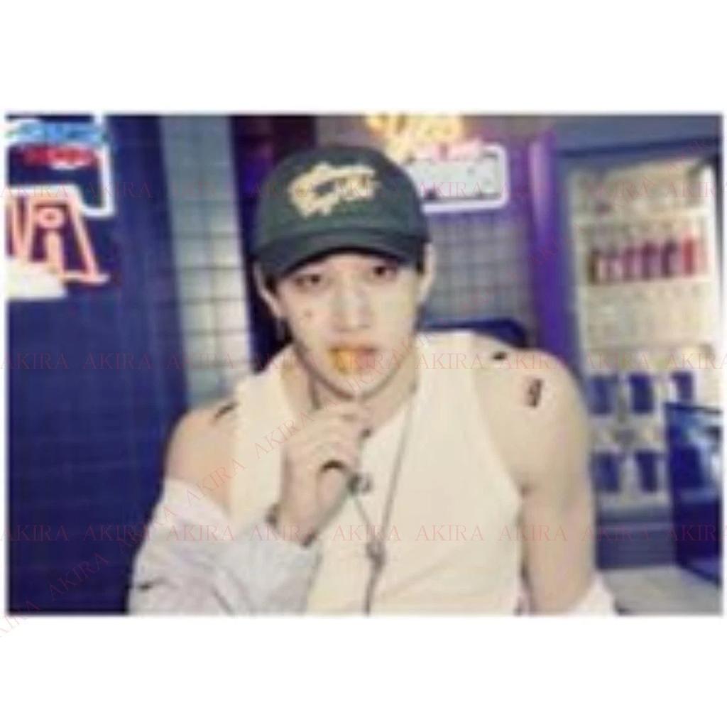 Stray Kids JYP JAPONYA POPUP MAĞAZASI 2025 SKZ SAUNA FOTOĞRAF KARTI ANAHTARLIK ROZET