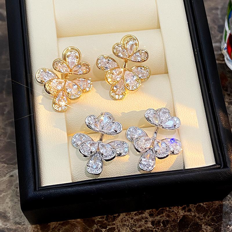 Korean Version Exquisite Light Luxury High-end Full of Rhinestones Flower Temperament Simple Super Sparkling Earrings for Women