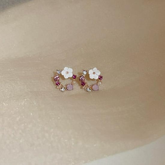 Silver Needle Pink Cubic Zirconia Flower Stud Earrings – Elegant & Delicate Accessories for Women.
