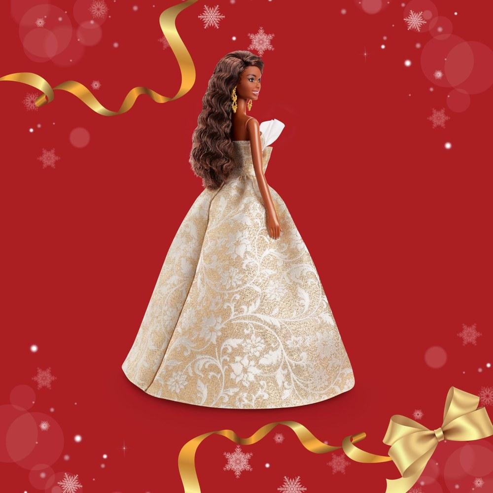 Barbie Holiday Wave Hair Signature Doll JBH96 Dress-up Playset for Ages 6 and Up Gold