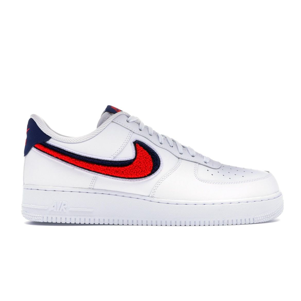 

Кроссовки унисекс Nike Air Force 1 07 LV8 Chenille Swoosh Белый БЕЛЫЙ УНИВЕРСИТЕТ-КРАСНЫЙ-СИНИЙ-VOID 823511-106