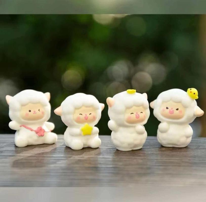 New Product In Stock Cute Mini Lamb Figurine Desktop Ornament Computer Display Screen Decoration Holiday Surprise Gift For Girls