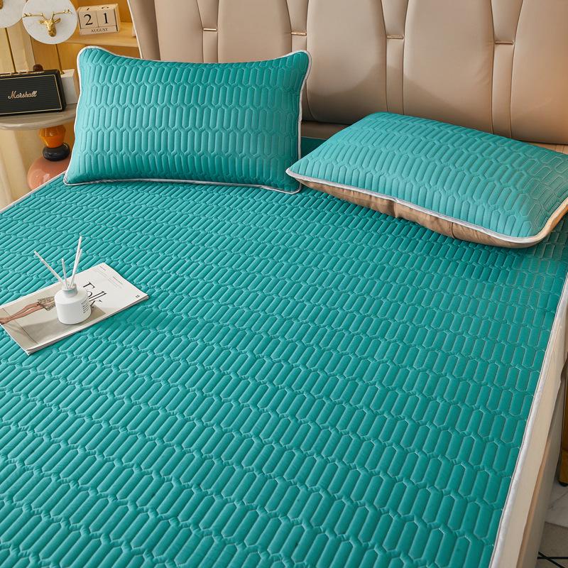 Cool Double-Sided Rattan & Latex Mat and Pillowcase Set