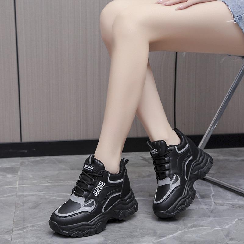 

Fashion Trendy Vulcanized Shoes 2024 New Mesh Breathable Inner Height Increasing Sports Thick Sole Running Casual Women s Shoes Sneakers 35 чёрный