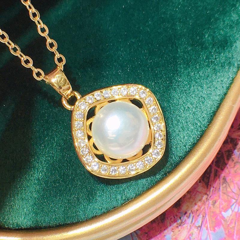 Korean Freshwater Pearl Pendant for Women - 8-9mm, High Luster, 18K Gold Plated, Elegant Jewelry
