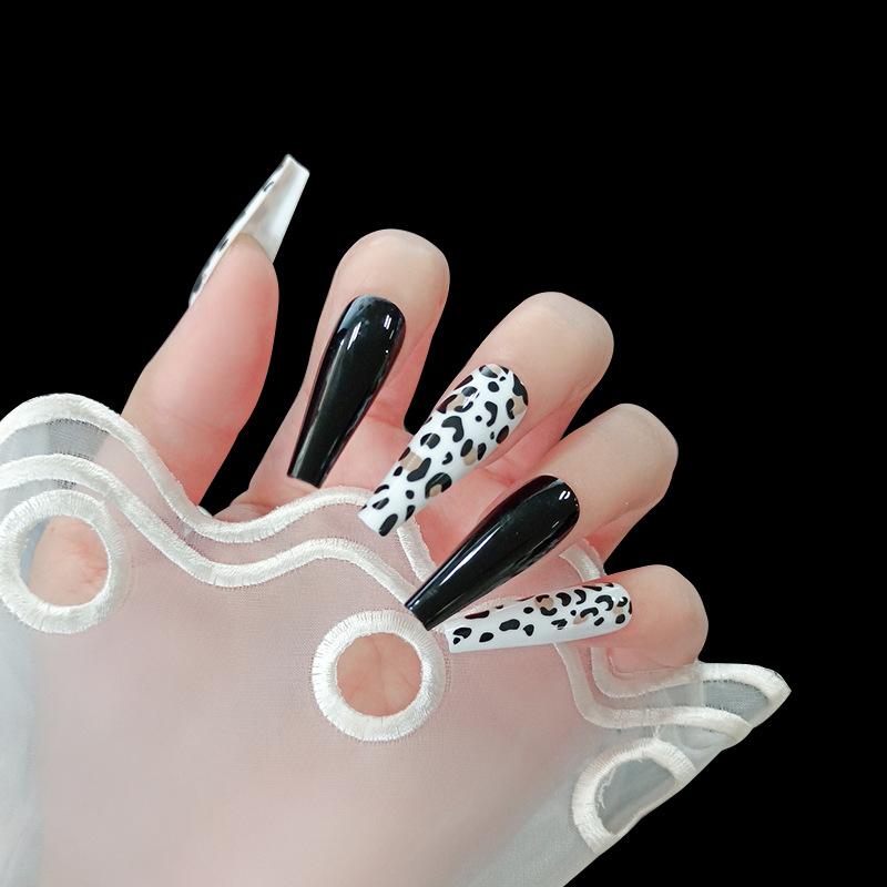 24Pcs/Set False Nails Fashion Gift Free 24Pcs Jelly Glue Waterproof Nail Art Press On Fingersnails Nail Sticker