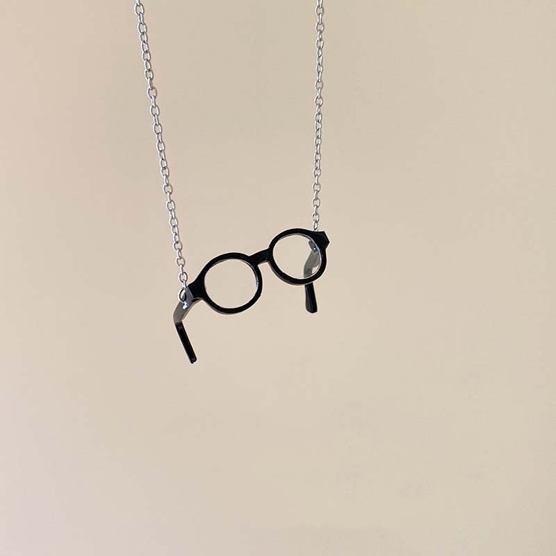 2026 Artistic Glasses Shaped Necklace Mini Design Style Glasses Pendant Necklaces Simple Versatile Jewelry Fashion Necklace Gift