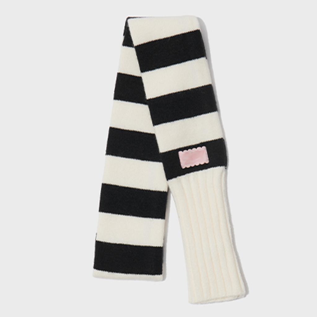 Niche designer striped knitted scarf women's winter concave shape decorative high-end scarf