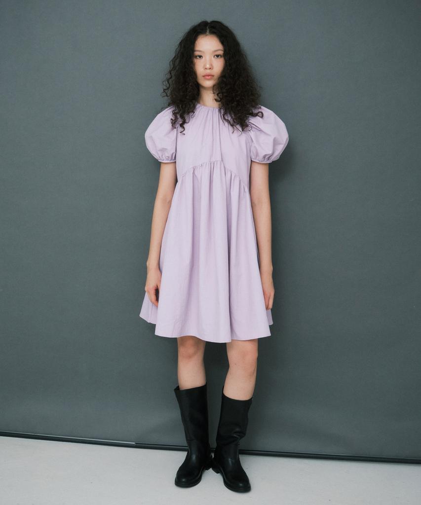 MAIS Arched Shirring Puff Sleeve Dress / Purple