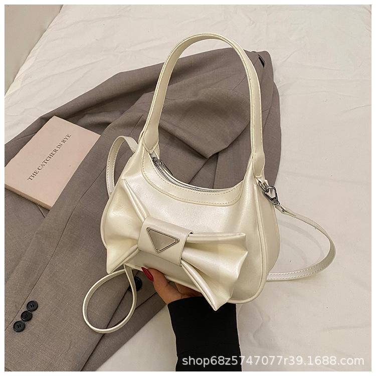 2025 New Bow Shoulder Bag Simple and Fashionable Women's Underarm Bag Versatile Casual Crescent Bag Handbag
