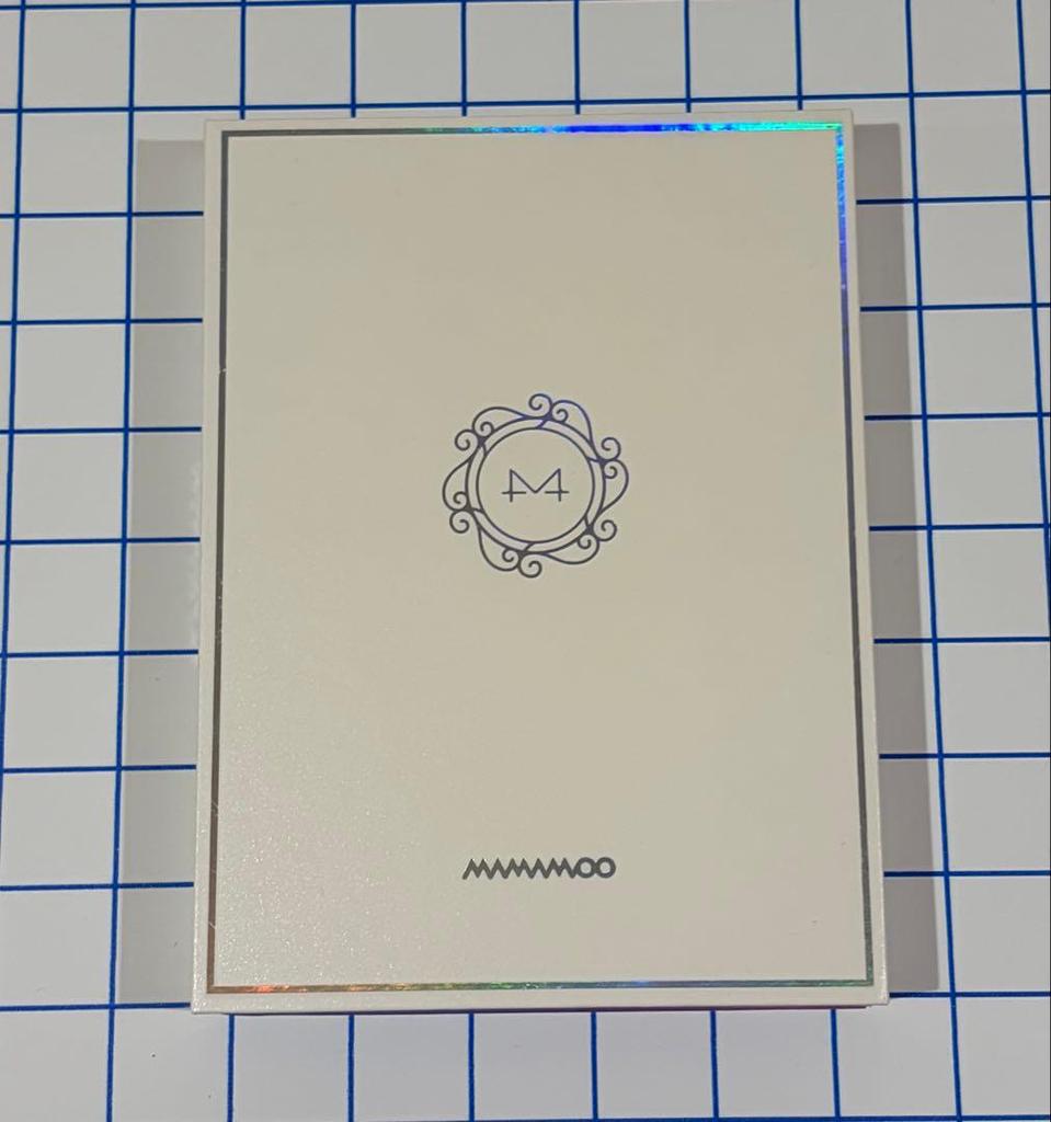 [USED] MAMAMOO CD with photo card