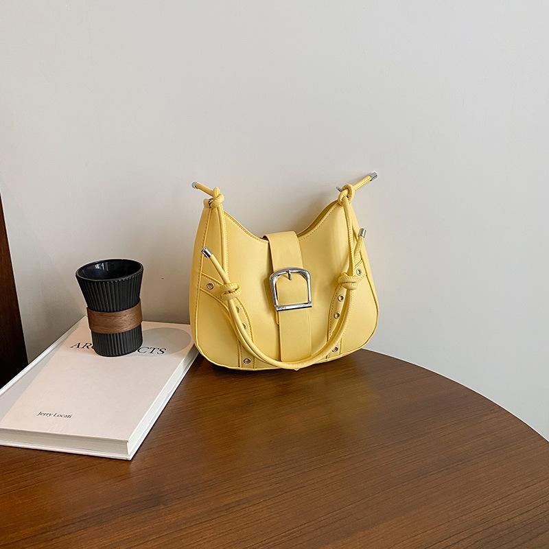 Simple Retro Trend Design New Fashion Belt Buckle Casual Shoulder Underarm Bag Messenger Bag