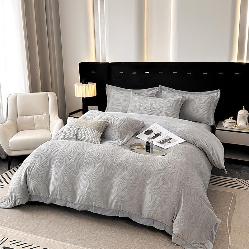 

Velvet Coral Fleece 4-Piece Warm Bedding Set - Autumn/Winter Duvet Cover in Solid Color 1.5m Bed Sheet Set - Fits 200x230cm Duvet