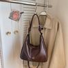 IELGY Fashion Simple Large-Capacity Bag Casual Commuter Shoulder Messenger Bucket Bag