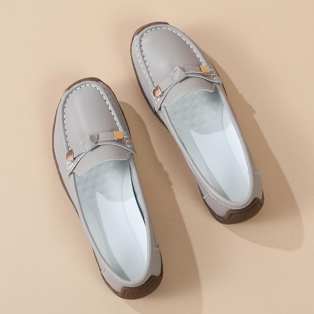 Plus Size Women's Slip-On Moccasins - Soft Sole, Lightweight, Casual Flats for Moms