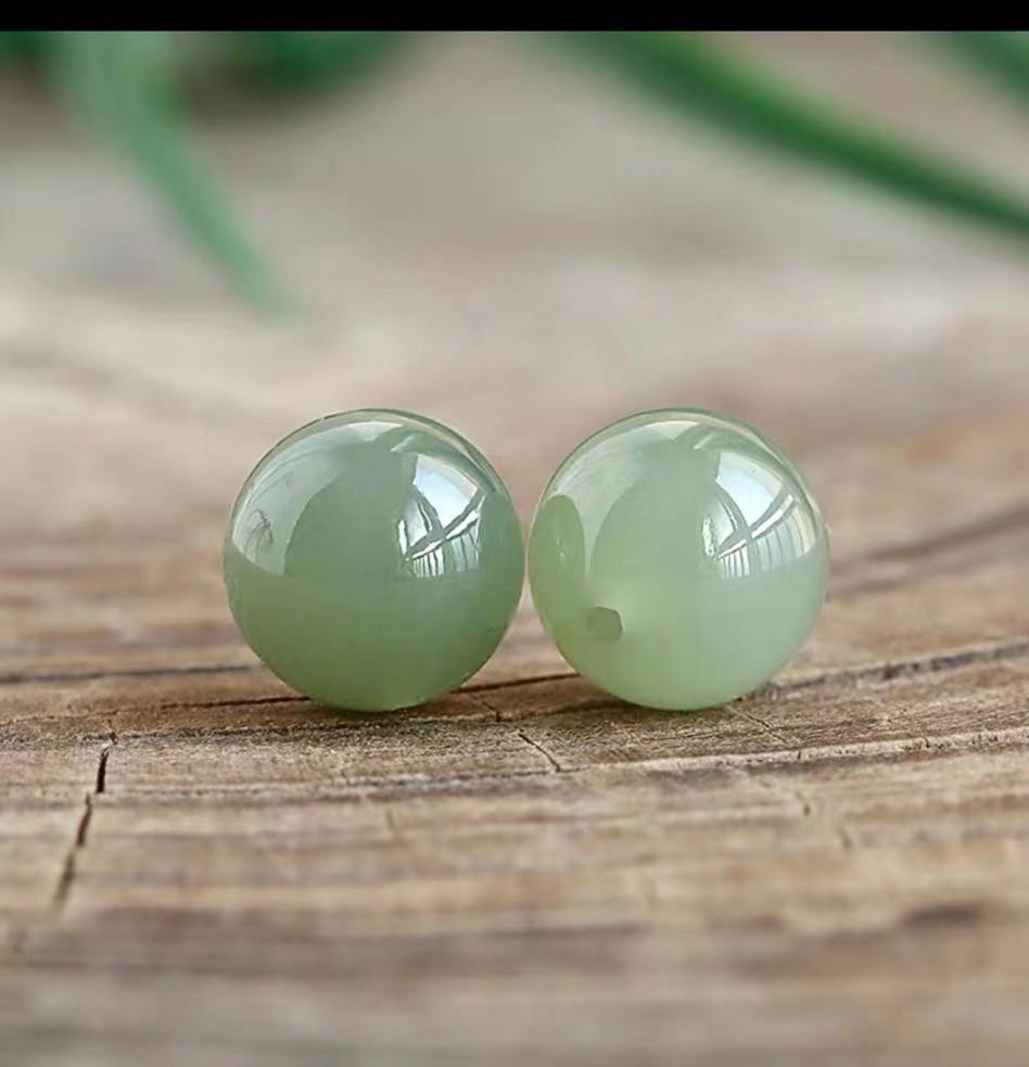 Natural Hetian Lake Green Jade Beads: Round, Barrel, and Lulutong Multi-Treasure Bracelet Spacer Beads.