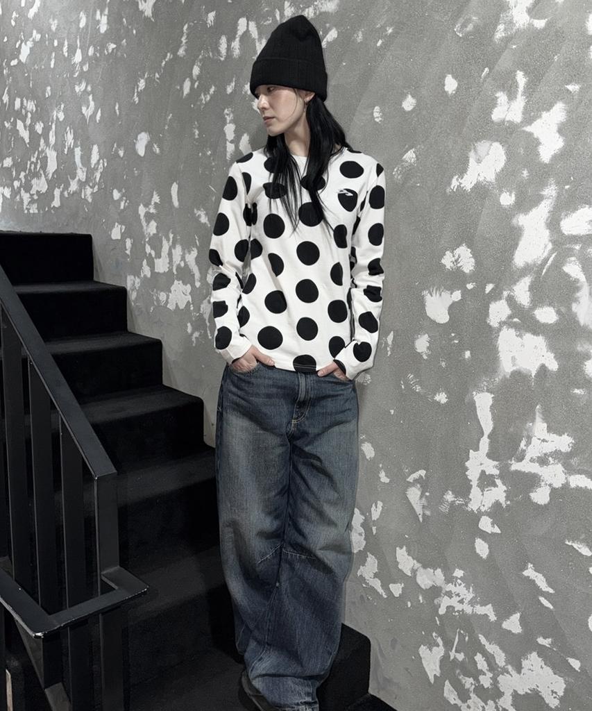 Tansanmageunesyum Dot Pattern Long Sleeve (White/Black)