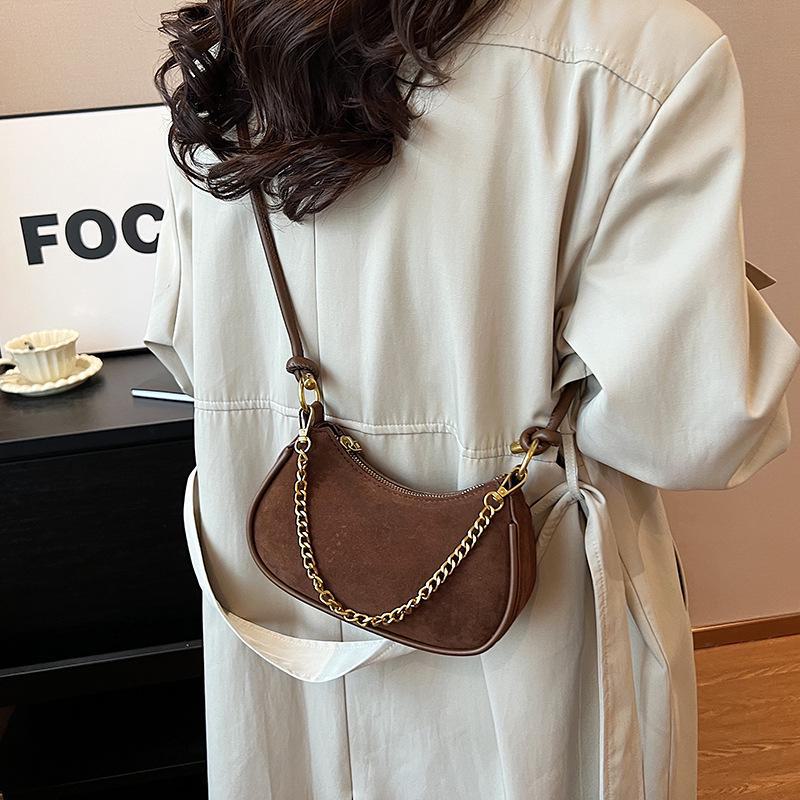 

2024 Winter Stylish Frosted Textured Women s Messenger & Shoulder Bag коричневый
