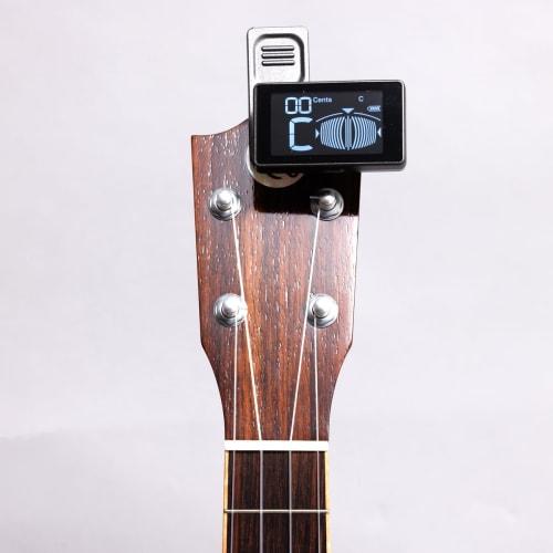 Louis LCT-Z II BLK Clip-on Tuner with USB Type-C Charging, Beginner Tuning Mode, Compatible with Guitars, Bass, and Ukuleles