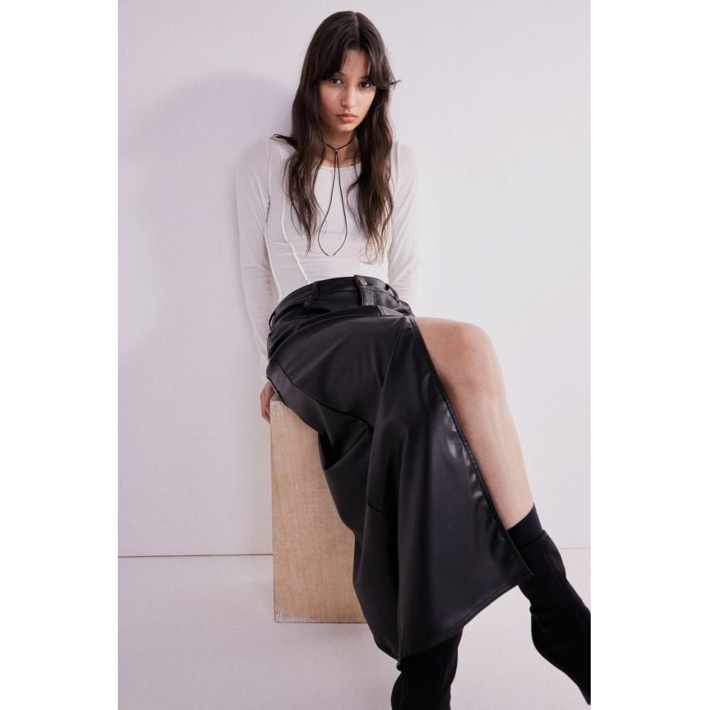 

Юбка миди с покрытием HM черная