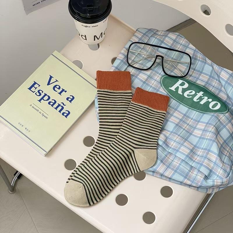 Striped Socks for Women In Spring and Autumn, Mid-calf Striped Stack Socks, Retro Ins Trendy Autumn and Winter Long Socks