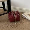 Fashion Woven Elegant Chain Bag for Women, Bucket Bag, Casual and High-end Single Shoulder Crossbody Bag