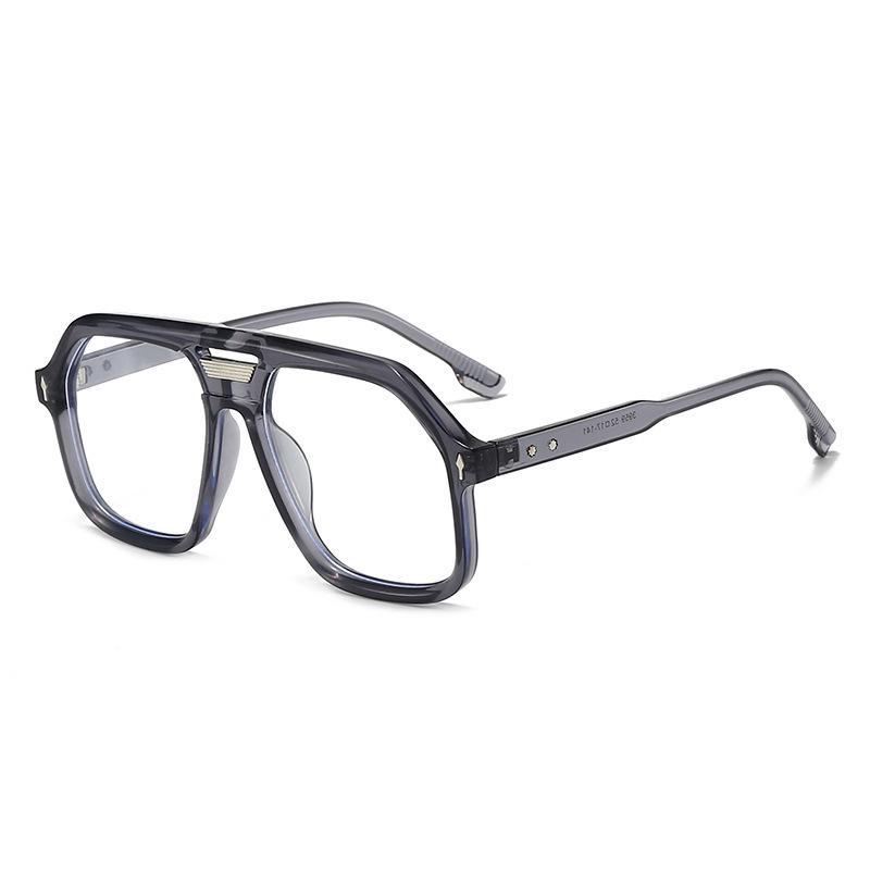 Trendy Retro Oversized Sunglasses: Unisex Bold Fashion Statement