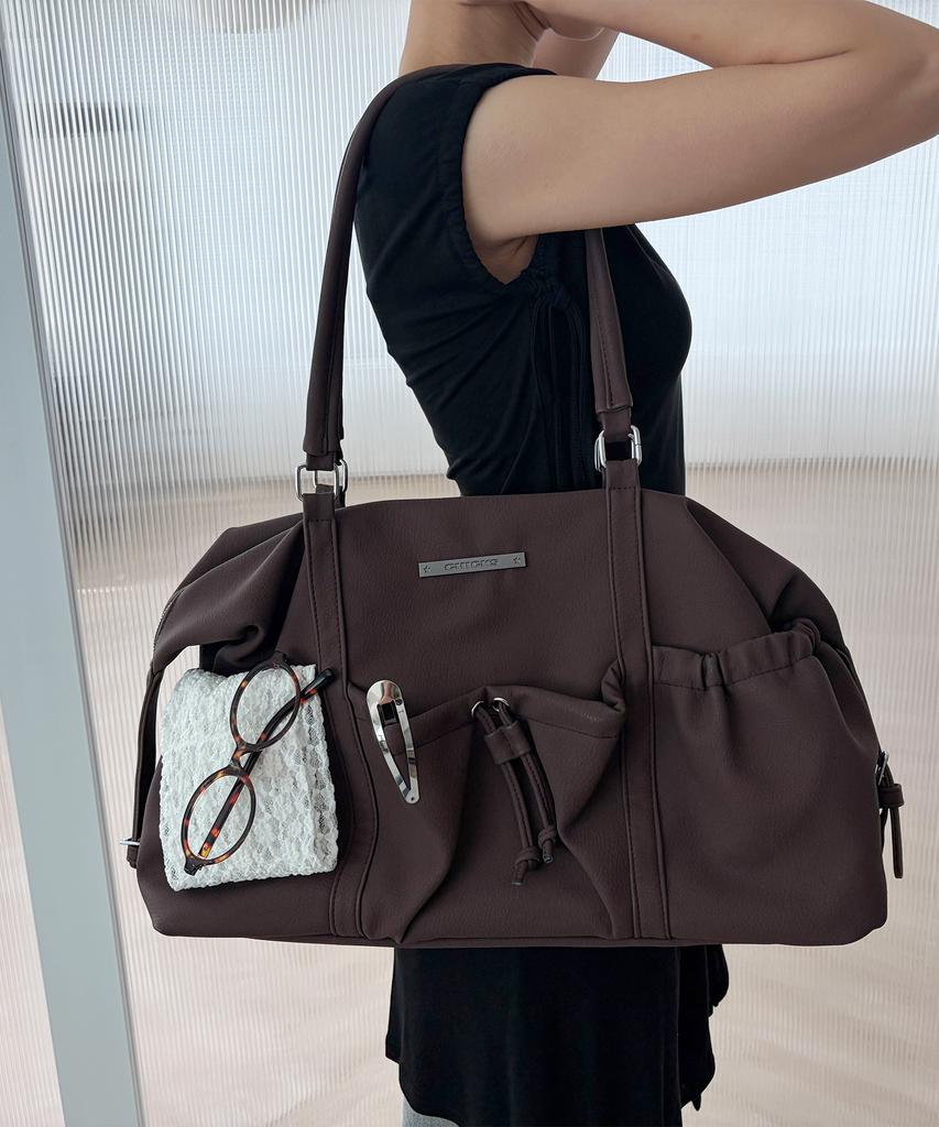 Chicks Swain Volume Draw Shoulder Bag Brown
