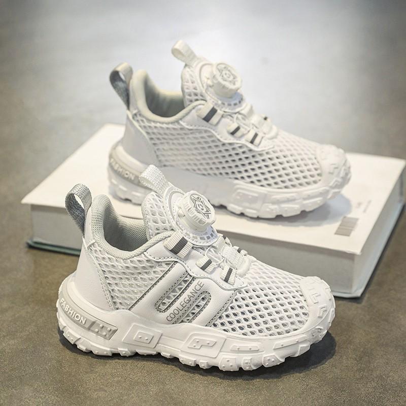 Youth Style Shoes Lightweight Breathable Mesh Kids Running Shoes Girls Boys Comfortable Slip-On Sneakers Outdoor Indoor Use
