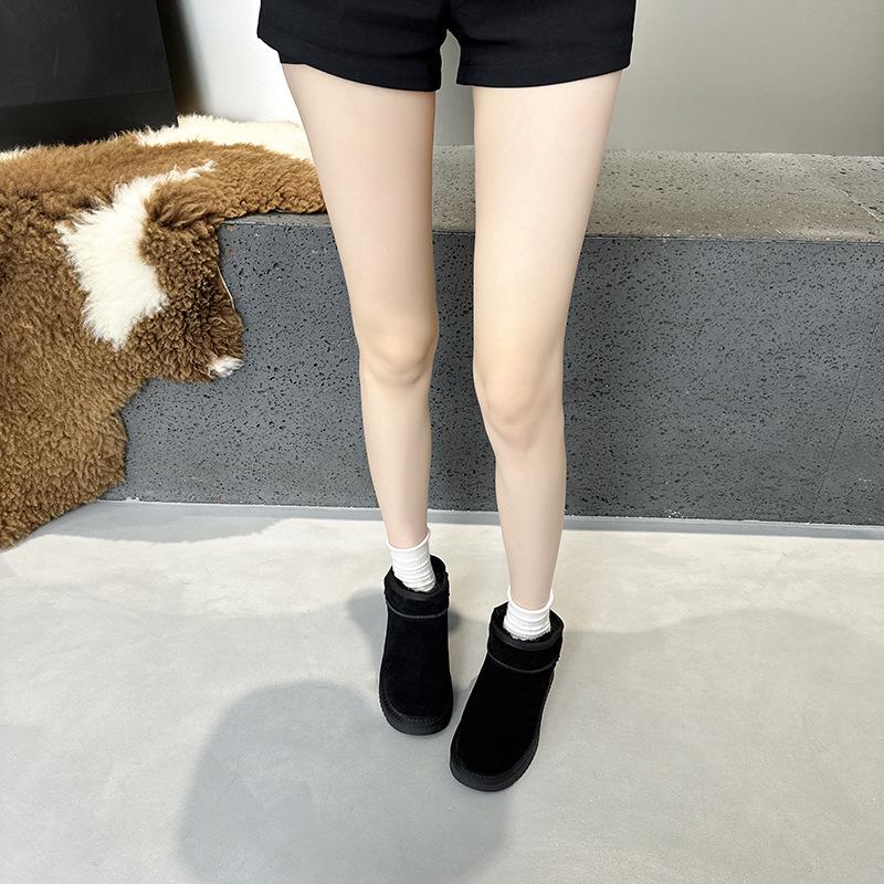 2024 Women's Genuine Leather Snow Boots: Short, Warm Bread Style Cotton Footwear with Plus Velvet