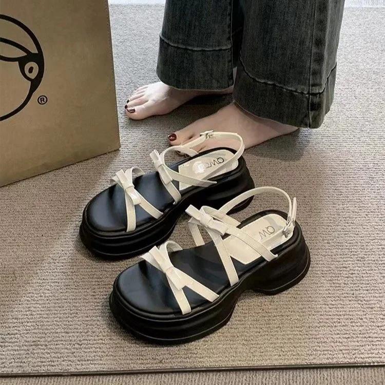 Mode Plateau-Sandalen Damen 2025 Neu Sommer Tragen Höhenverstärkende Römerschuhe