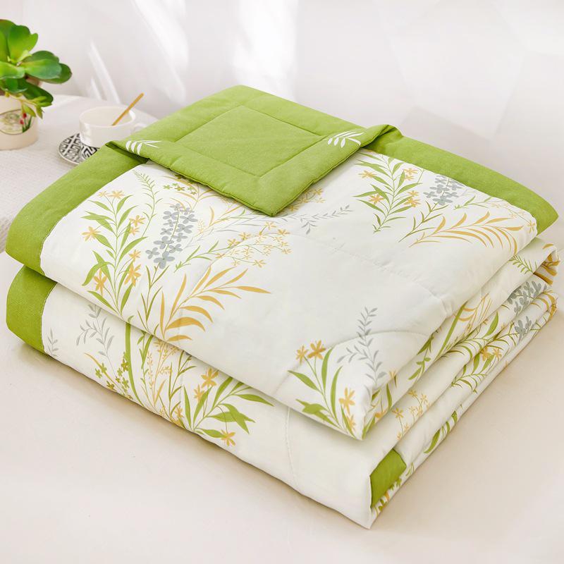 Summer Cool Cotton Quilt: Lightweight, Printed, for Double or Single Bedding