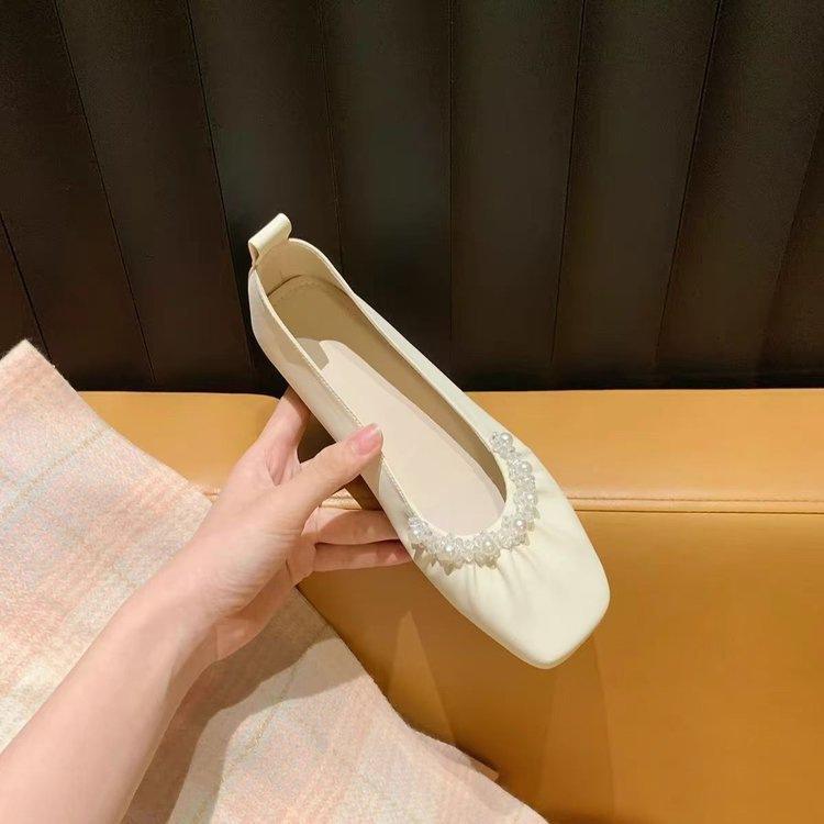 2025 autumn new women's comfortable long wear not tired small leather shoes soft leather pearl small fragrance Mary Jane single shoes women