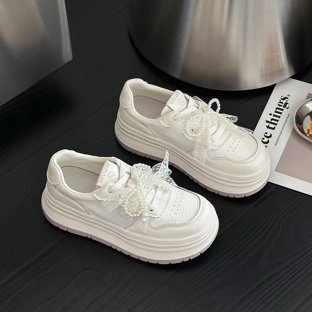 

Leather little white shoes women s new single-net breathable and lightweight sports shoes board shoes versatile thick-soled heightening casual shoes 39