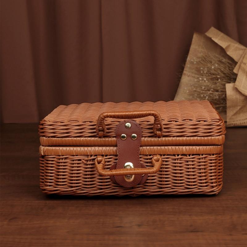 Portable Travel Toiletry Makeup Bag Woven Ratton Gift Box Cosmetic Organizer Large Capacity for Women Girls