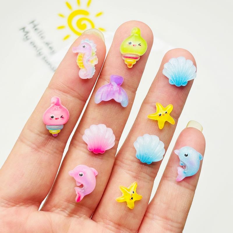 50 Pcs New Cute Mini Resin Cartoon Marine Animals Dolphins Flatback Ornament Jewelry Making Manicure Hairwear Accessories A39