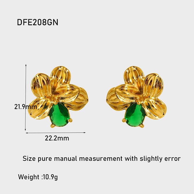 European and American retro elegant inlaid emerald zircon flower stud earrings niche plated 11k gold waterproof stainless steel earrings women