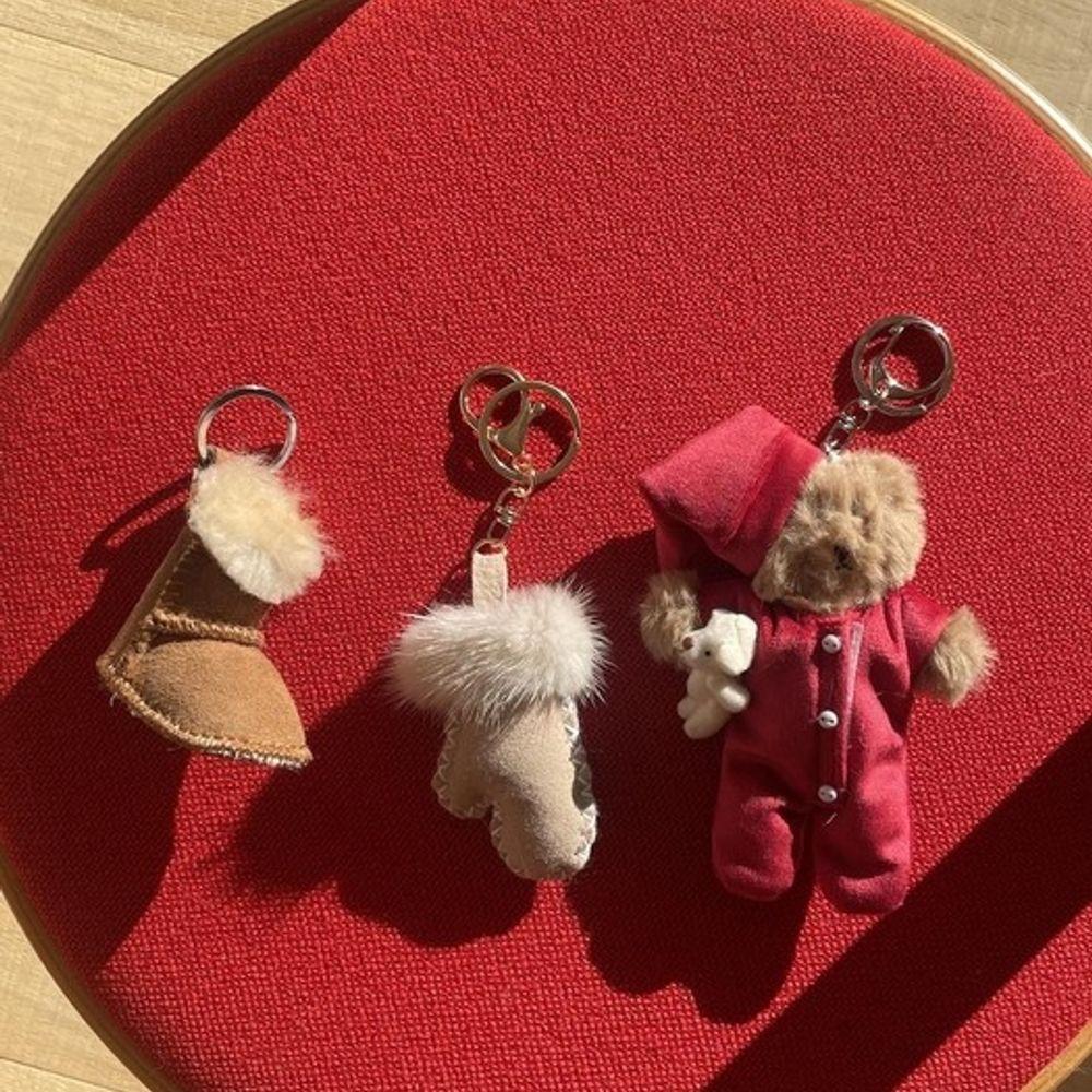 

GREYMANSION Little Furry Keychain boots