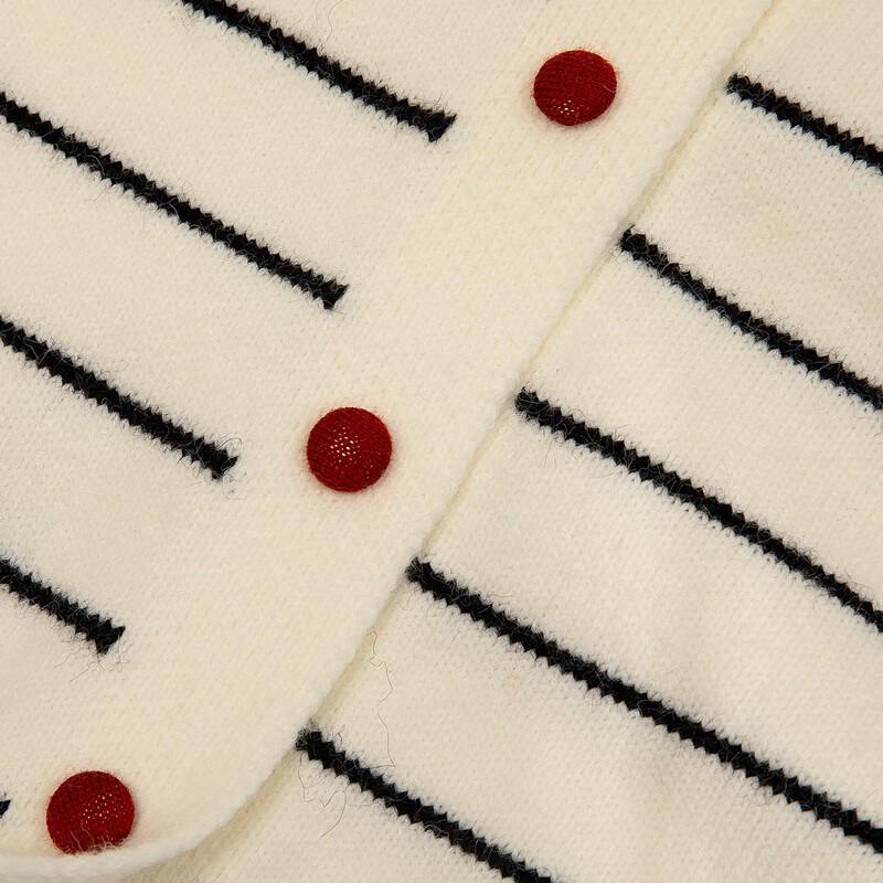 Women's Contrast Stripe Long Sleeve Knit Top