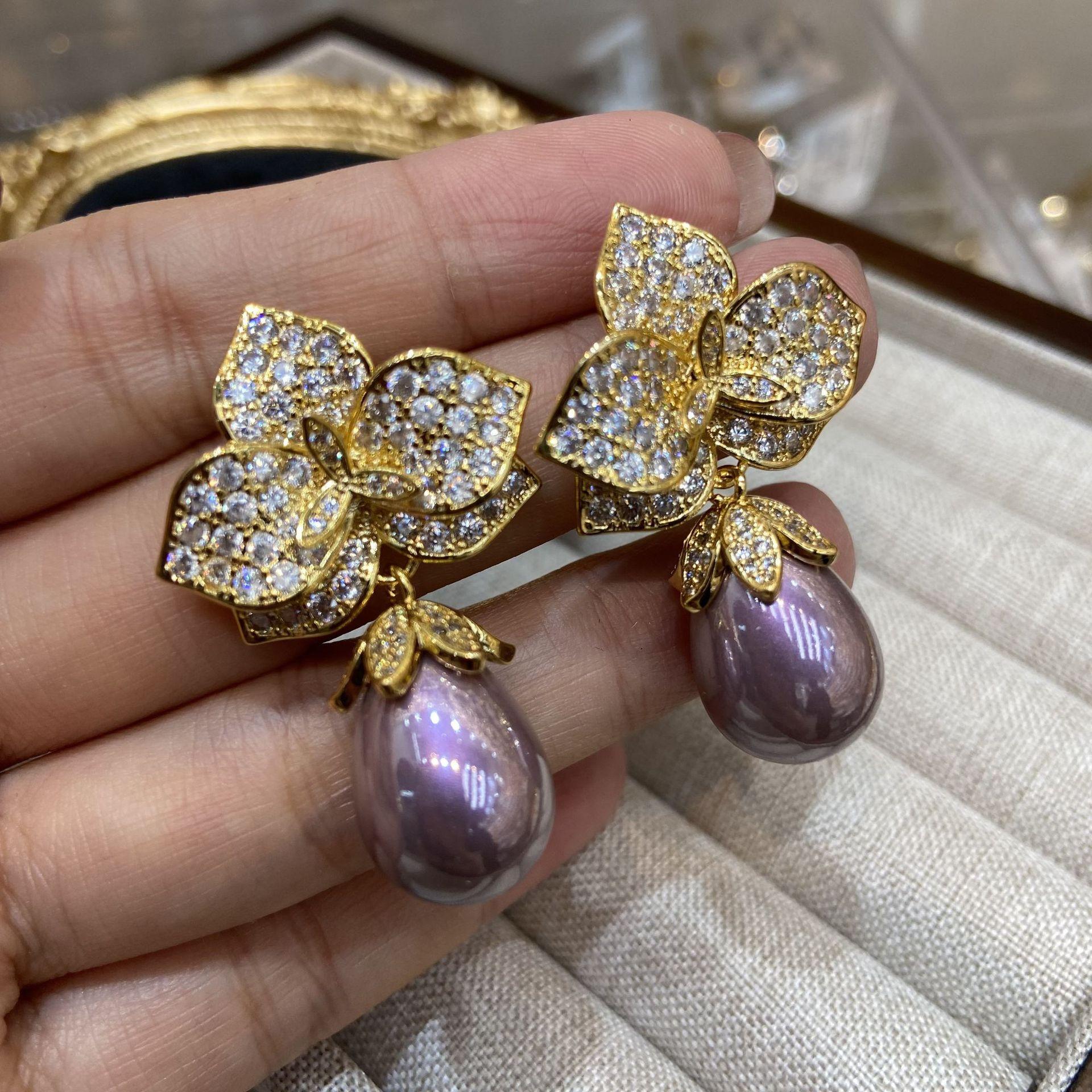 

Слегка закрепленные лепестки фиолетовые серьги-капли из жемчуга легкие роскошные модные серьги высокого качества серебряные игольчатые серьги S925