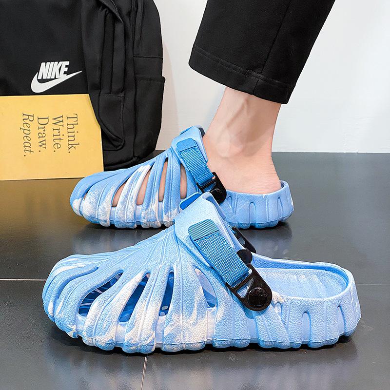 Men's Summer Lightweight Breathable Closed-Toe Monstera Leaf Sandals