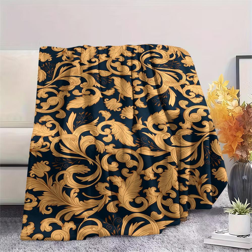 1Pc Cartoon Print Flannel Blanket, High Quality Comfortable for All Seasons, Home Decor, Warmth and Comfort, Perfect for Christmas Birthday Gift